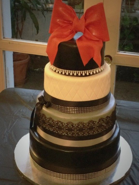 Eddies Cakes Bridal Cake Baker in Roanoke, Virginia