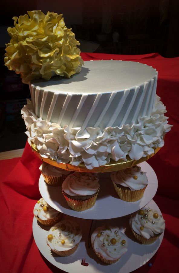 Eddies Cakes Bridal Cake Baker in Roanoke, Virginia